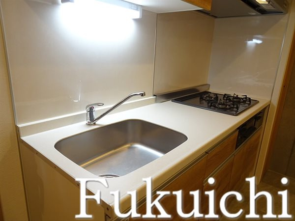 BRICK RESIDENCE 目黒本町のキッチン