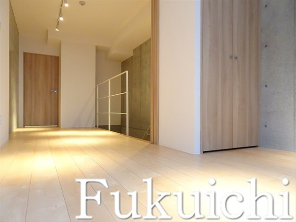 BRICK RESIDENCE 目黒本町の居間・リビング