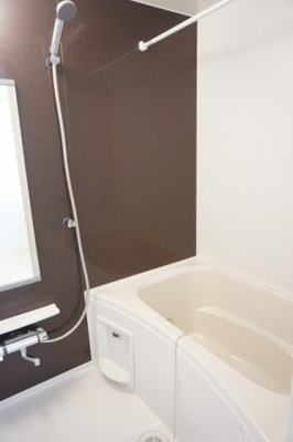 【浴室】 | フランメゾン南沖洲Ｂ | お風呂で日々の疲れを落としましょう