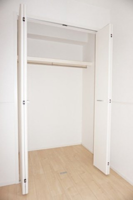 【収納】 | フランメゾン南沖洲Ｂ | たっぷりとした収納スペースです