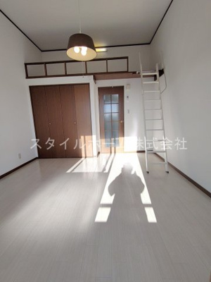 【居間・リビング】 | ウイングコートステラB棟 | ※イメージ写真