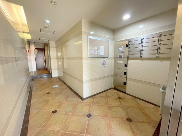 CASAMT東三国のロビー