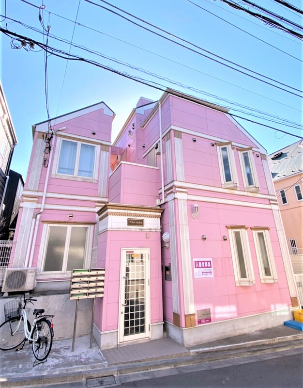 プラムフェリス