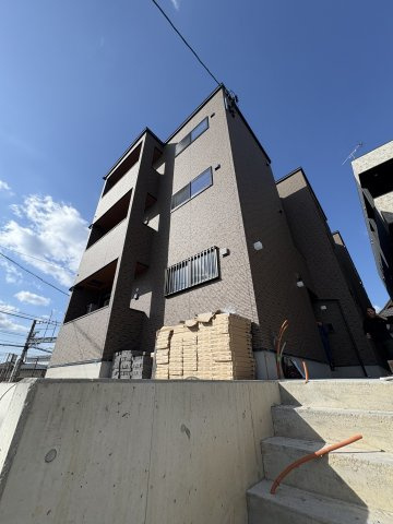 メディオ・リヴェール紫駅