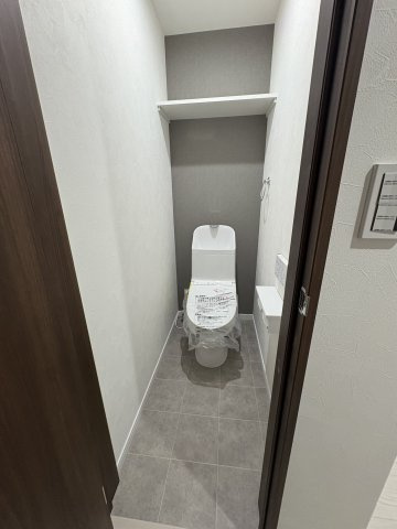 メディオ・リヴェール紫駅のトイレ|落ち着いたトイレです