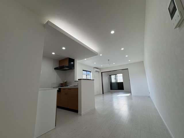 メディオ・リヴェール紫駅の居間・リビング|リビングです