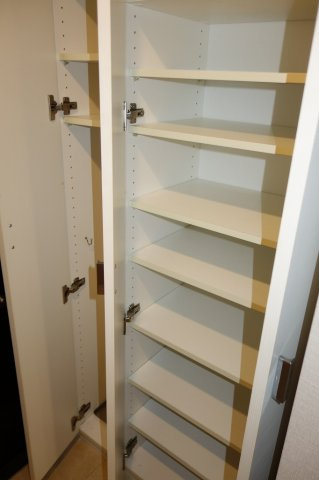 エスティメゾン赤羽の収納