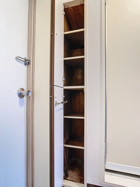 メゾン・ド・ジョワの収納|靴入