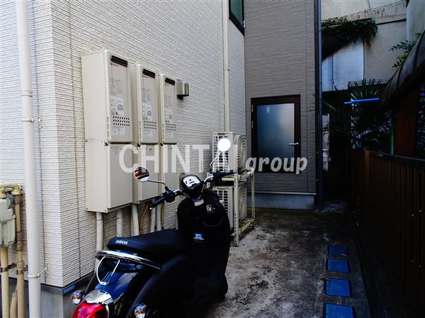 カロンのその他