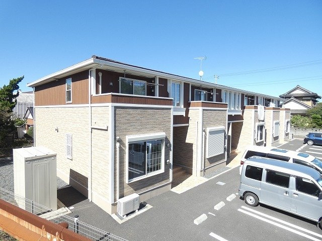 ハピネスヒルⅢの外観|落ち着いた雰囲気の外観です