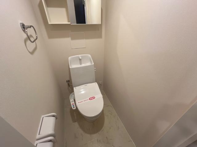 ラスターメールＡのトイレ|シャワー付トイレ