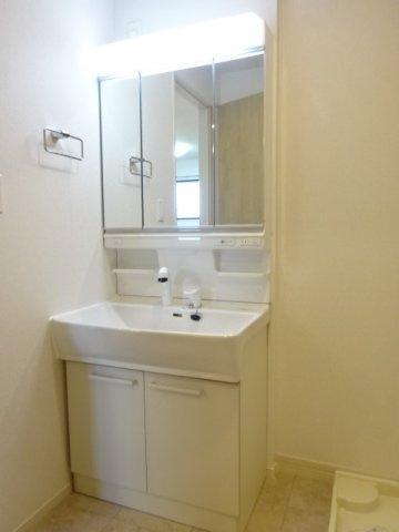 ポルトレジーナの洗面所|スペースが確保できる洗面所です