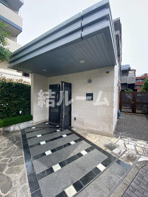 板橋区向原２丁目の賃貸マンションのエントランス