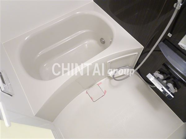 LEGALAND初台の浴室