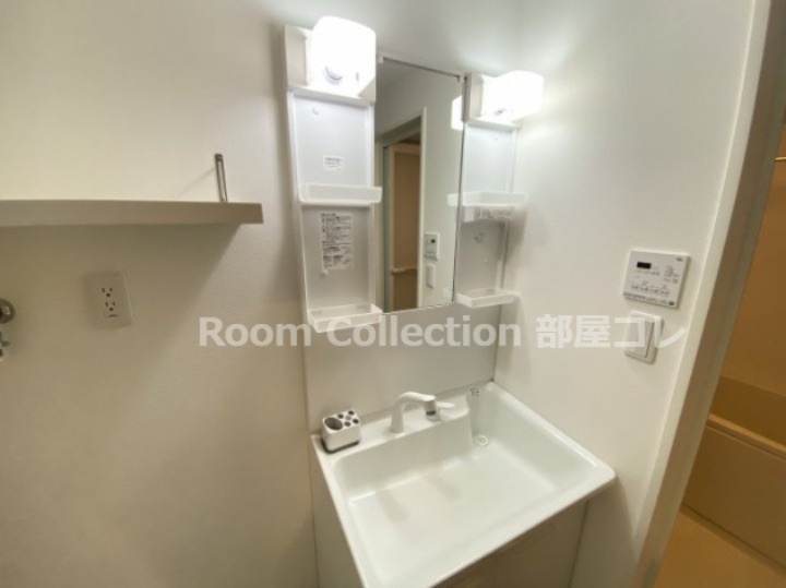 ドゥナーレ畑江通の洗面所