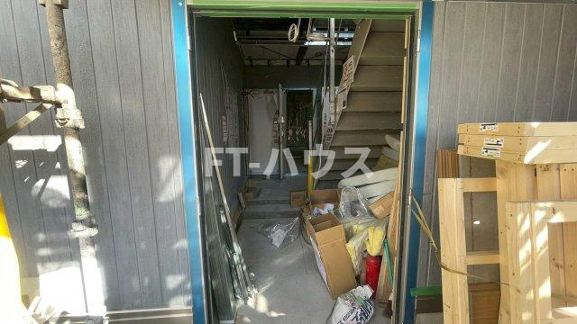 D-ROOM幕張町5丁目PJのエントランス