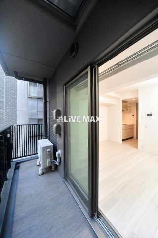 【バルコニー】パークリュクス神田