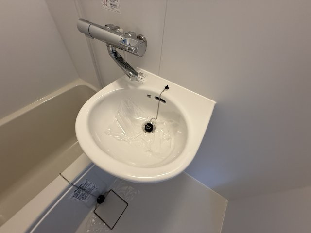 池田市栄本町戸建の洗面所
