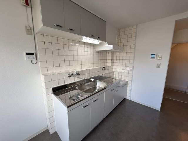 池田市栄本町戸建のキッチン