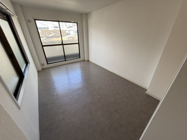 池田市栄本町戸建の内装