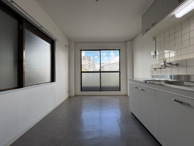 池田市栄本町戸建の居間・リビング