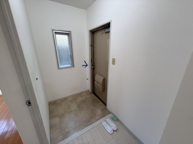 パルフェ上野西の玄関