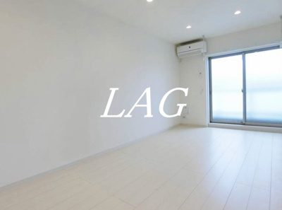 【居間・リビング】 | リブリ・子安 | 洋室のお部屋です。