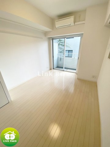 プレスタイル森下の居間・リビング