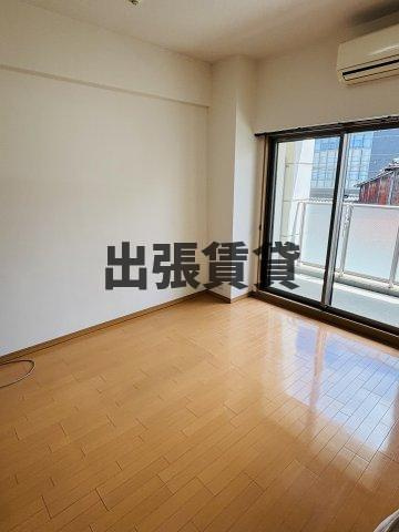 仲介手数料0円！！AXIS桜通内山の居間・リビング