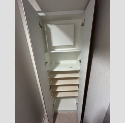 クレヴィスタ名駅南の収納|※同物件他部屋写真
反転、色違いの場合有
現況優先