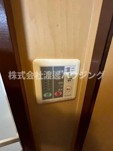 木川東３丁目一戸建の設備|浴室暖房乾燥機付き