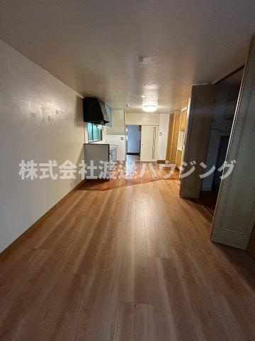 木川東３丁目一戸建の居間・リビング