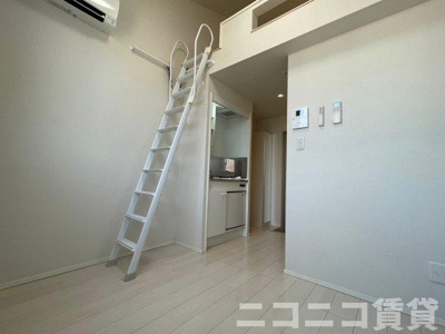 【居間・リビング】 | L’Atelier | 別号室イメージの為、現状を優先致します。