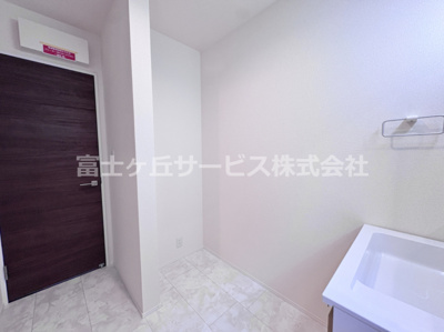 【収納】 | 豊橋市牛川町 3期 新築一戸建て 1号棟 | ちょっとした収納スペースも充実しています