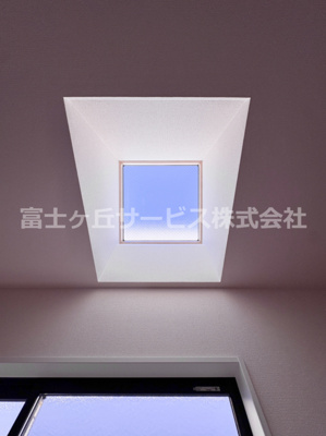 【構造・工法・仕様】 | 豊橋市牛川町 3期 新築一戸建て 1号棟 | 天窓があります