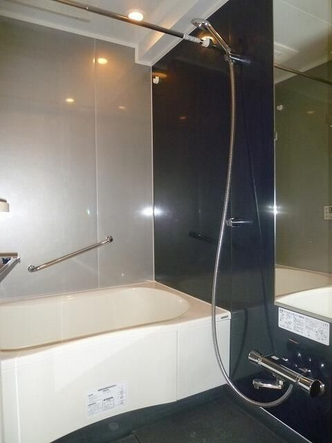 グランハイツ錦糸町の浴室