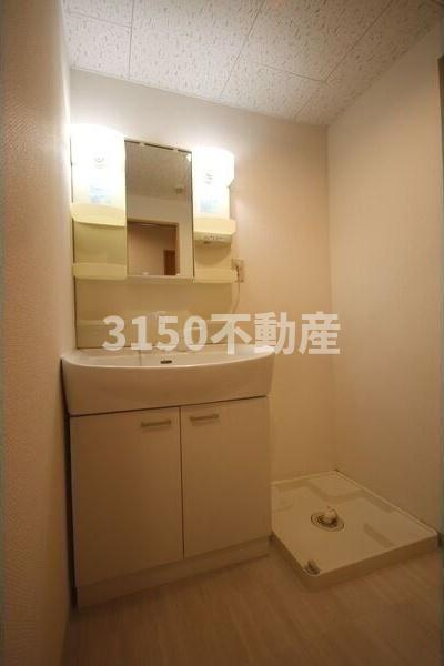 メゾンパラディの洗面所