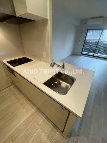 プレサンスレイズ新梅田のキッチン|キッチンでお料理をお楽しみください