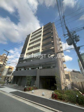 プレサンスレイズ新梅田の外観|おしゃれな外観です
