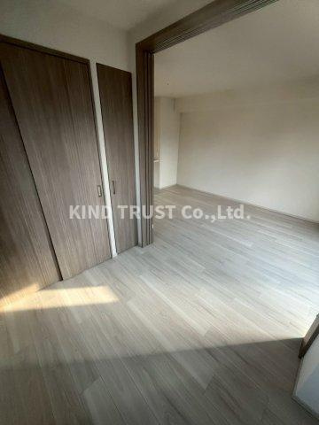 プレサンスレイズ新梅田の居間・リビング|ゆったりとした居間です