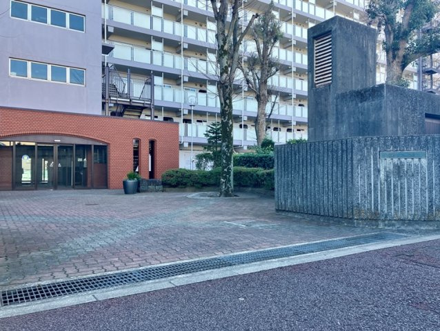 千葉サニータウンのエントランス