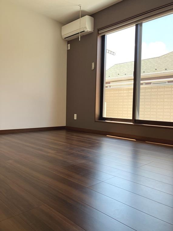 下九沢戸建の寝室