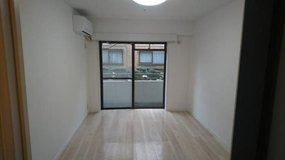 【居間・リビング】 | 第１ビューラー方南