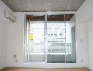 【居間・リビング】 | パインタワー | 洋室のお部屋です。