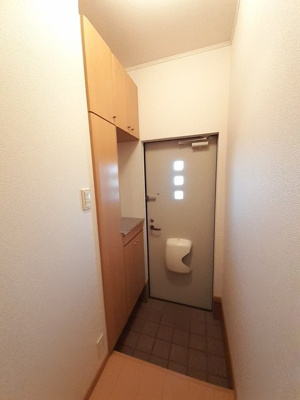 【玄関】 | スプリングヴィラＤ