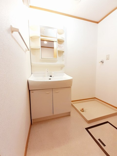 ソルジェンテＢの洗面所