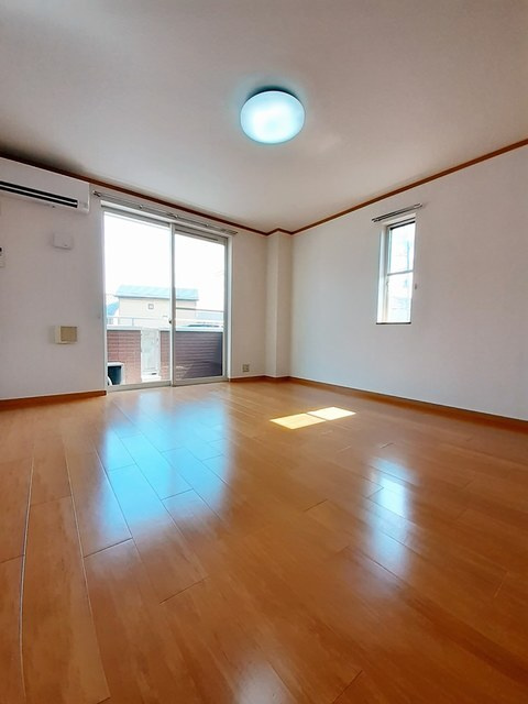 ソルジェンテＢの居間・リビング