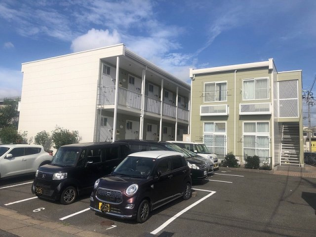 レオパレスメゾンドールシェルⅢの外観