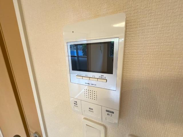 ジュネスの内装|カメラ付インターホン