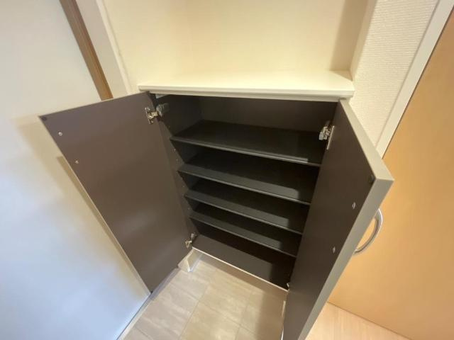 ジュネスの収納|下駄箱